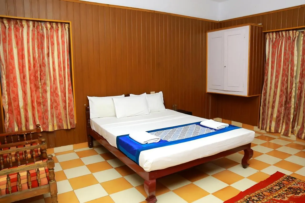 Hotel Volga Palace Kovalam